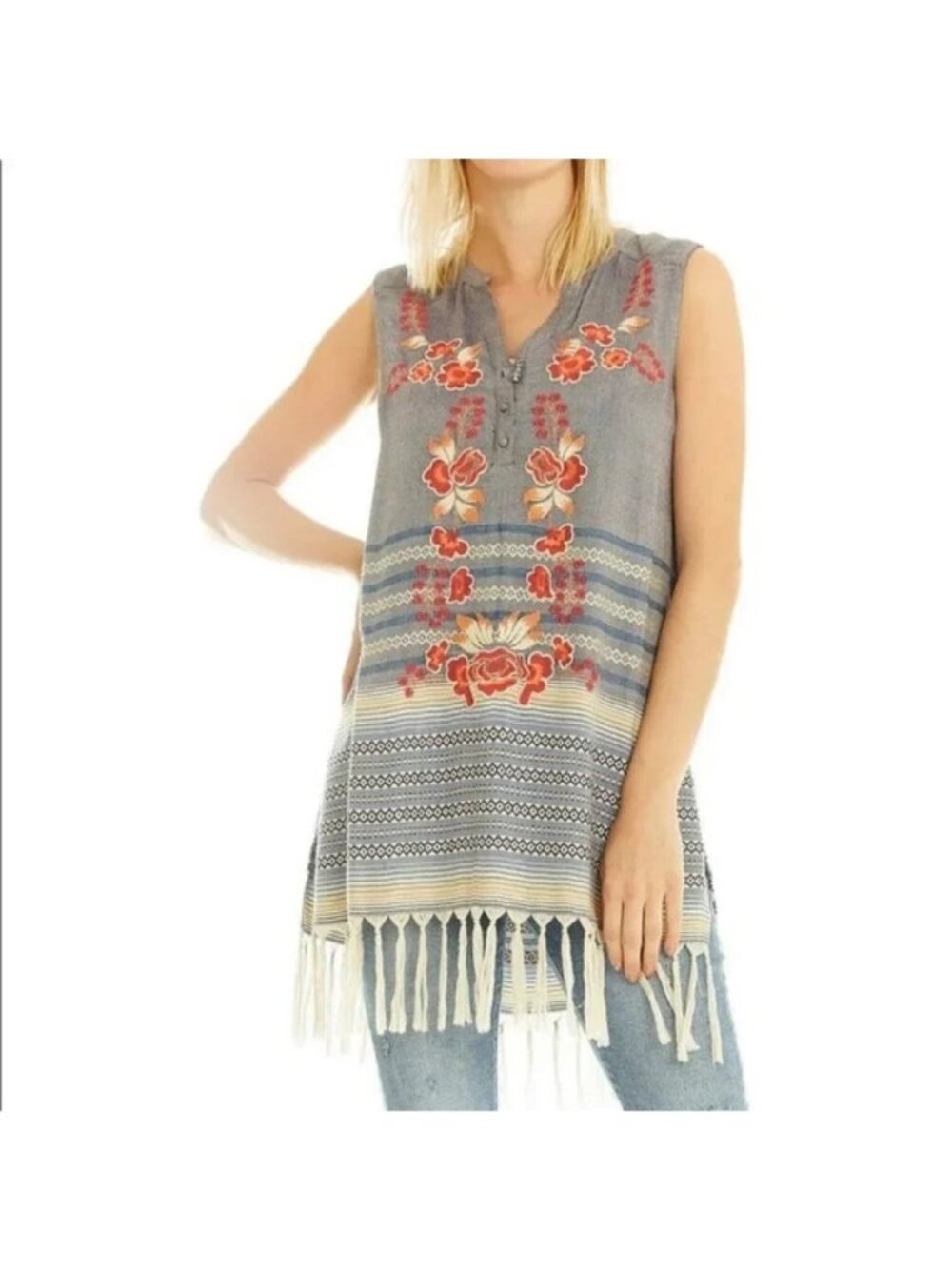 Aratta Silent Journey Sleeveless Boho Tunic With Embroidery & Tassel Hem (K619)